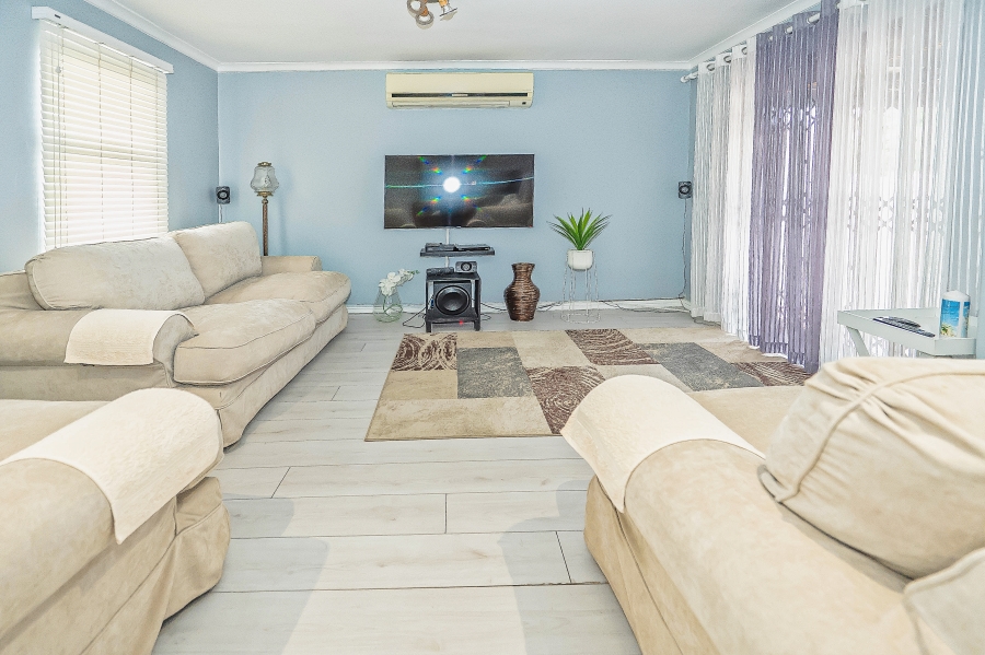 3 Bedroom Property for Sale in Highbury Western Cape